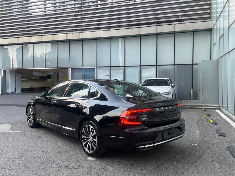 Volvo S90 — фото 6