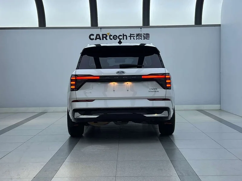 Ford Edge — фото 3