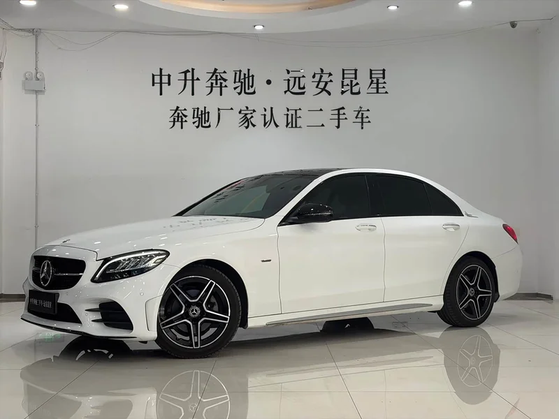 Mercedes-Benz C-Class — фото 1