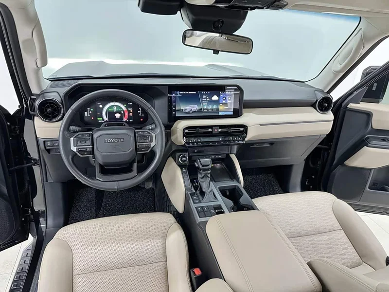 Toyota Prado — фото 13