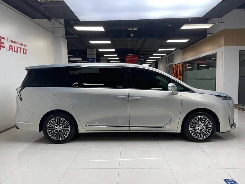 Buick GL8 New Energy — фото 3