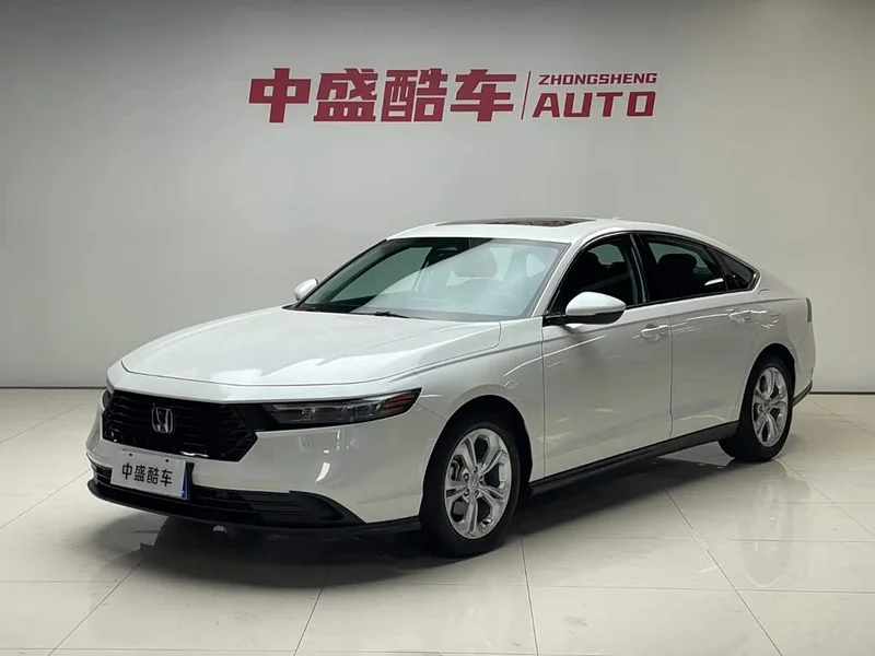 Honda Accord — фото 1