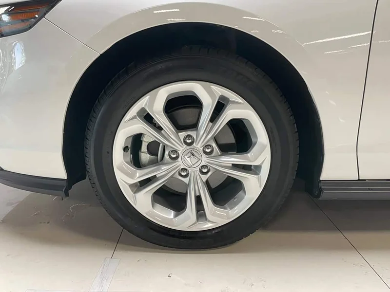 Honda Accord — фото 23