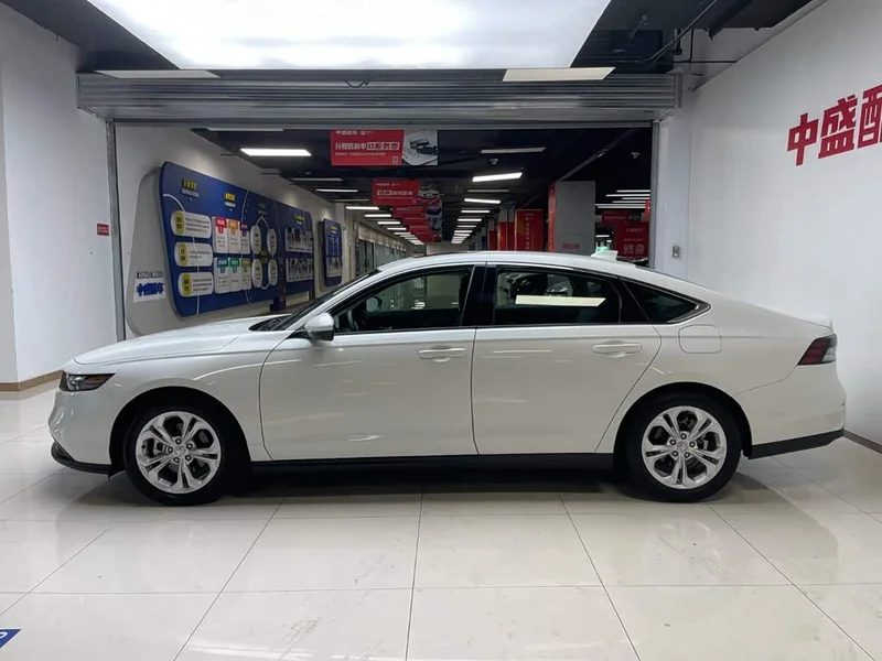 Honda Accord — фото 4