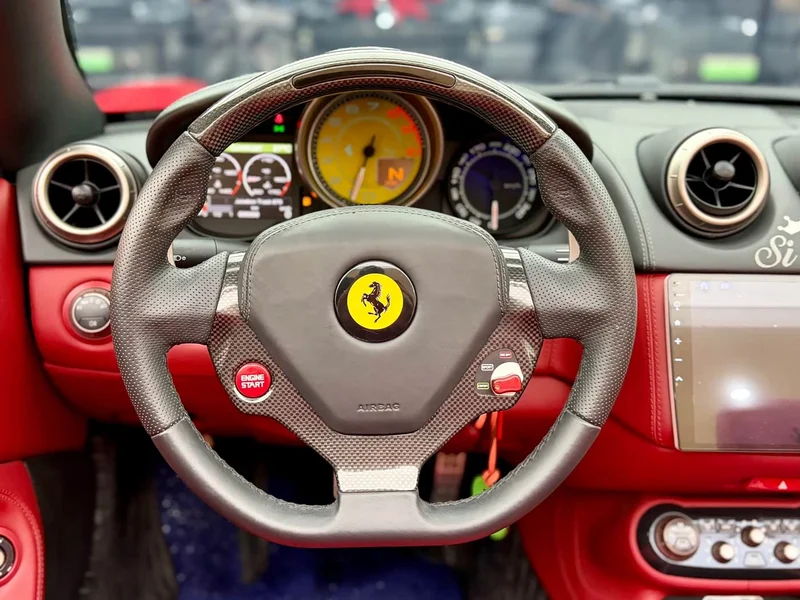Ferrari California T — фото 14