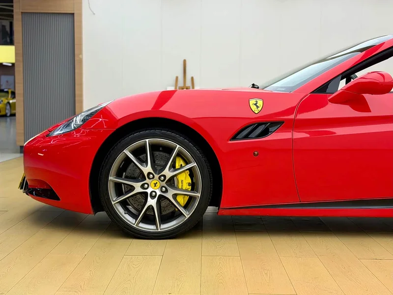 Ferrari California T — фото 9