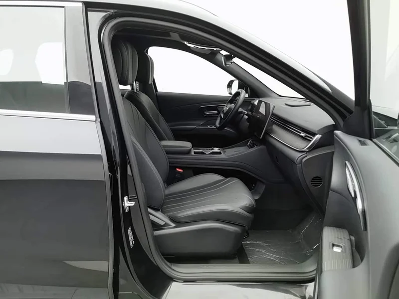 Chery Tiggo 8 — фото 23