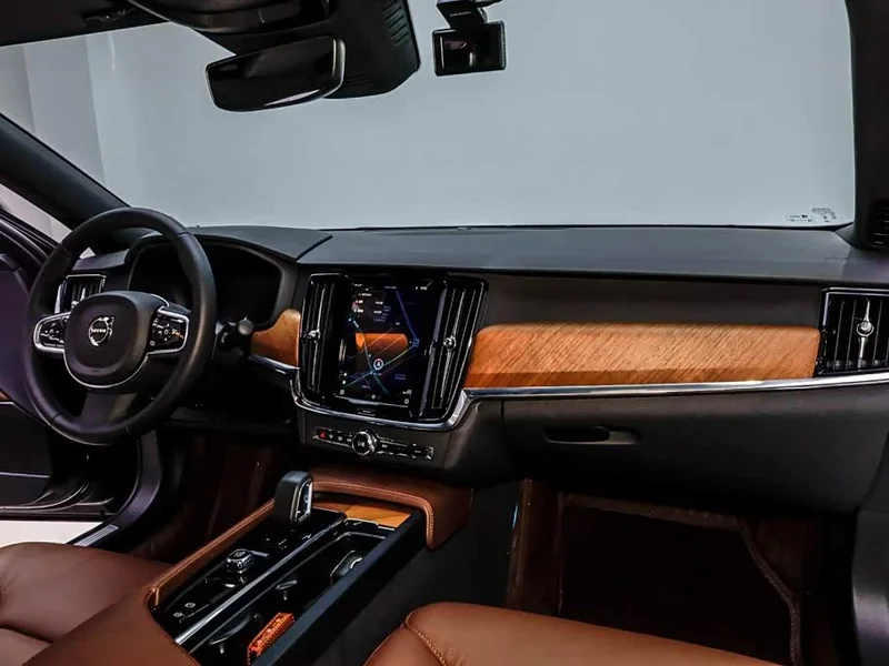 Volvo S90 — фото 12