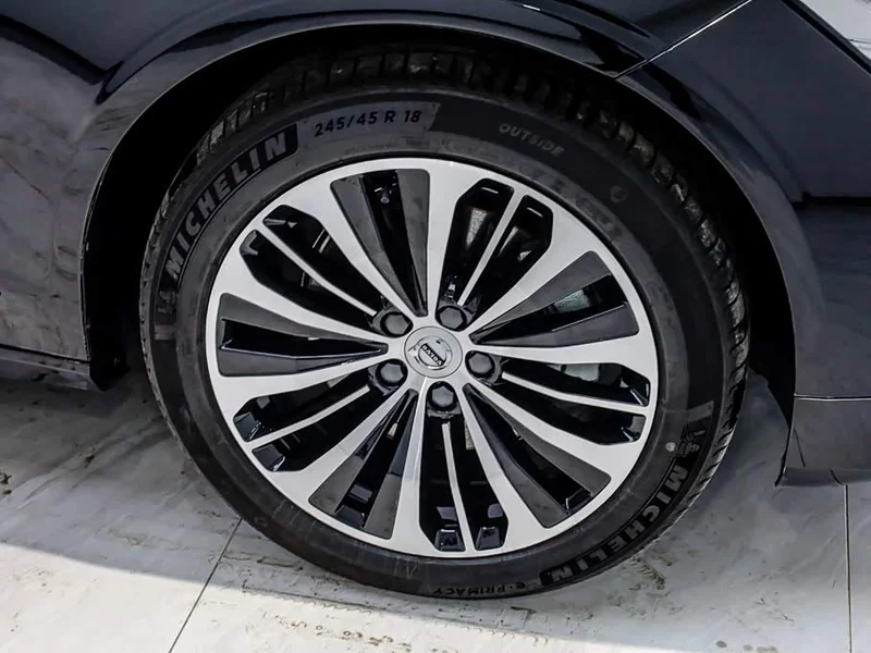Volvo S90 — фото 15