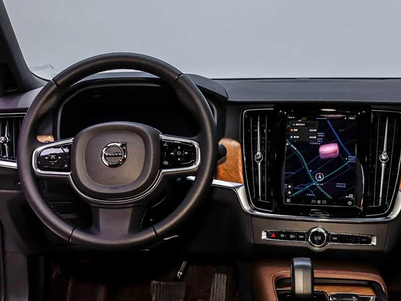 Volvo S90 — фото 22