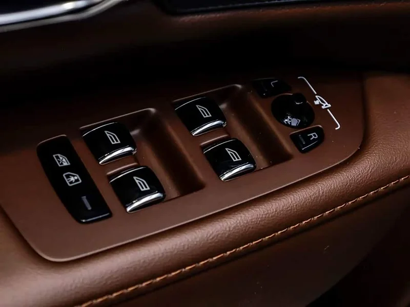 Volvo S90 — фото 25