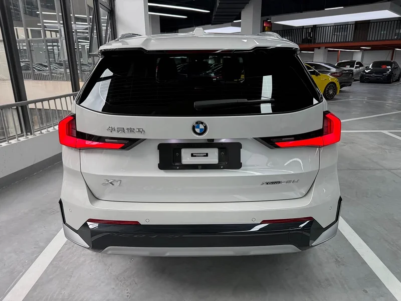 BMW X1 — фото 15