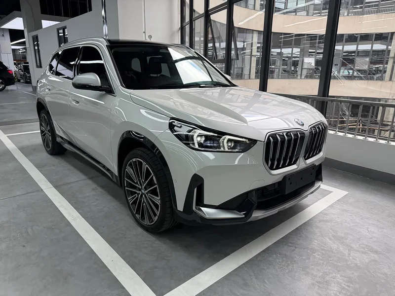 BMW X1 — фото 3