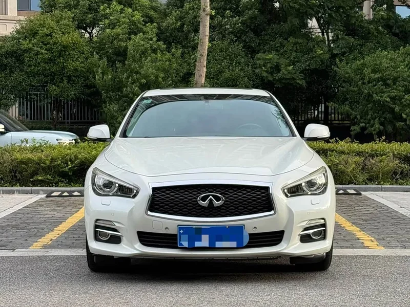 Infiniti Q50L — фото 2