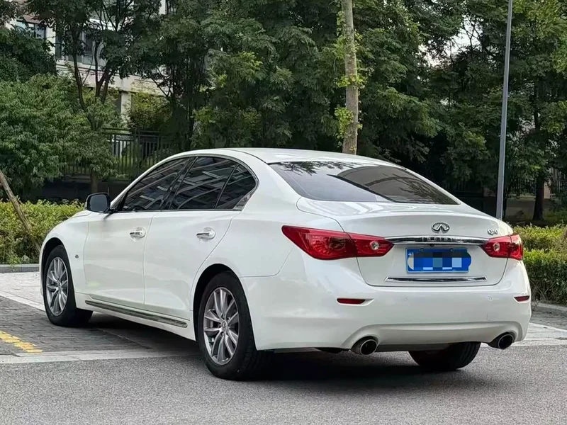 Infiniti Q50L — фото 4