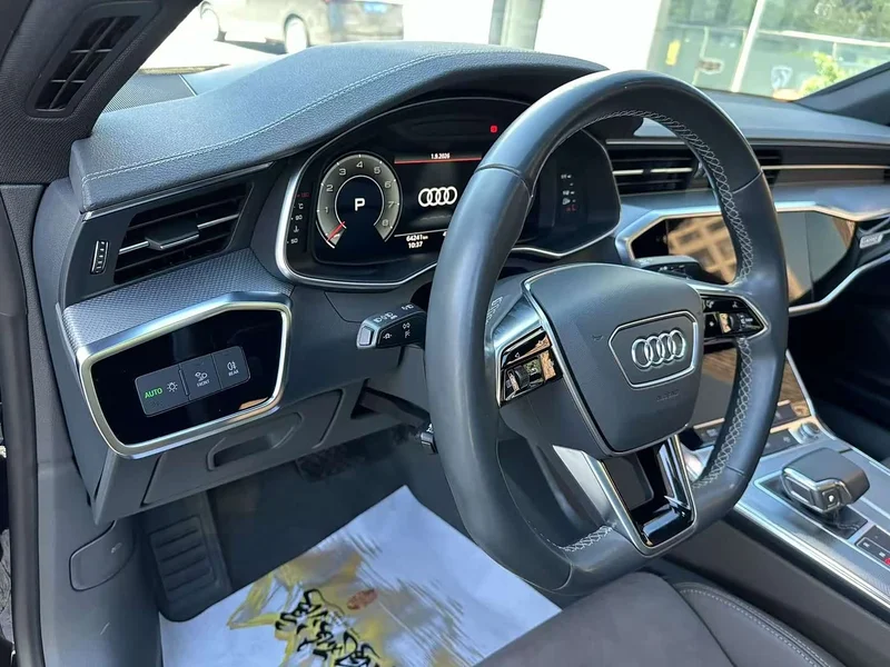 Audi A7L — фото 28
