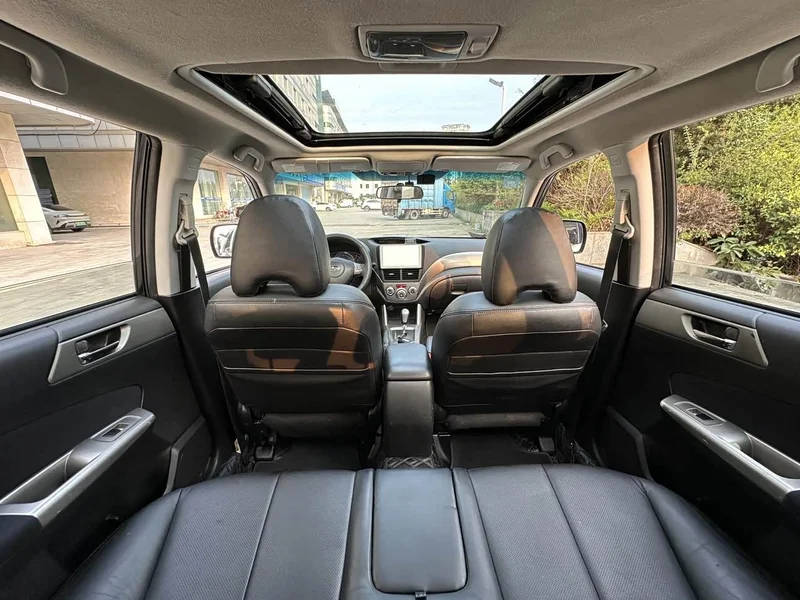 Subaru Forester — фото 13
