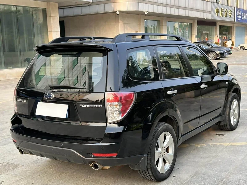 Subaru Forester — фото 8