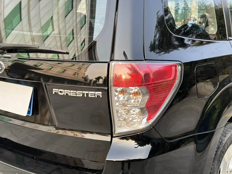 Subaru Forester — фото 10