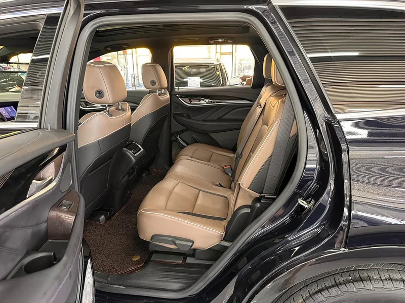 Buick Enclave — фото 14