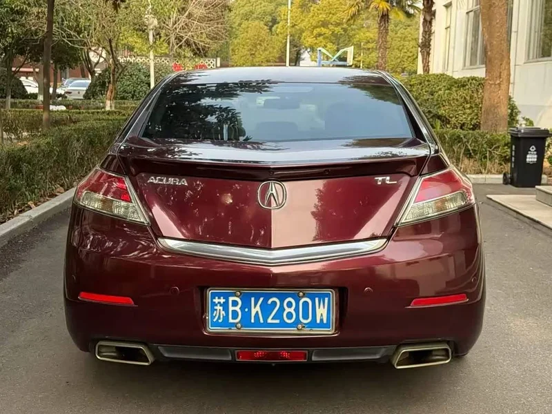 Acura TL — фото 8