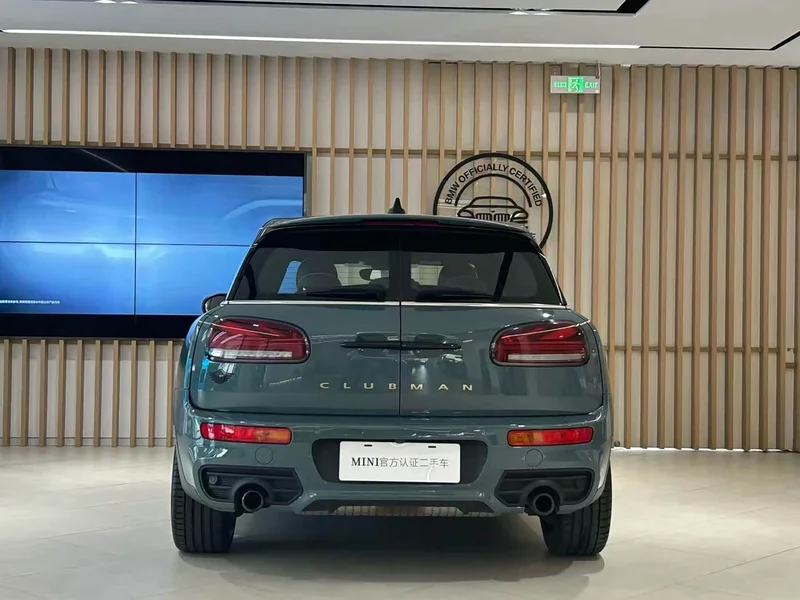 MINI CLUBMAN — фото 11