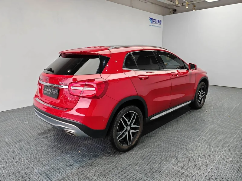 Mercedes-Benz GLA — фото 6