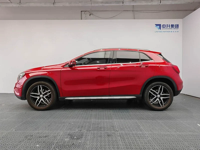 Mercedes-Benz GLA — фото 7