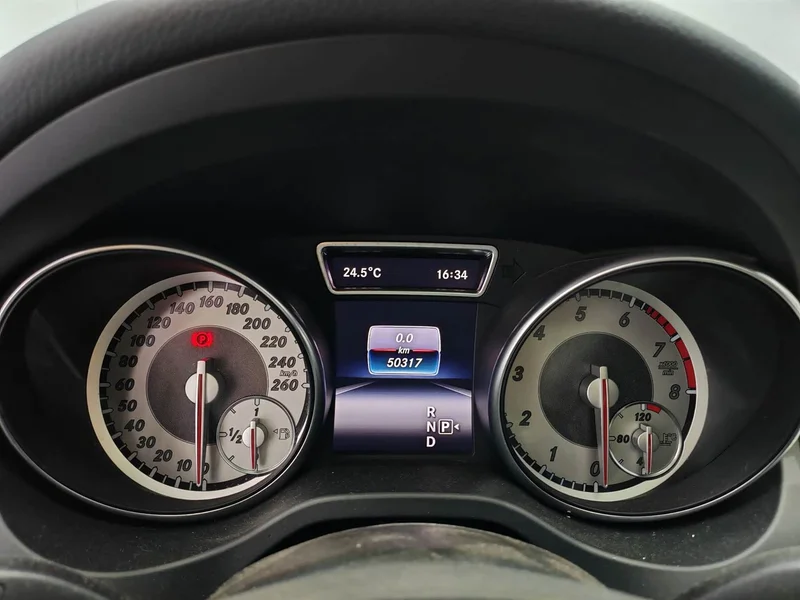 Mercedes-Benz GLA — фото 8