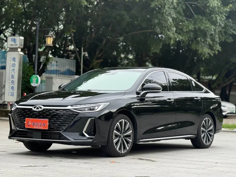 Chery Arrizo 8