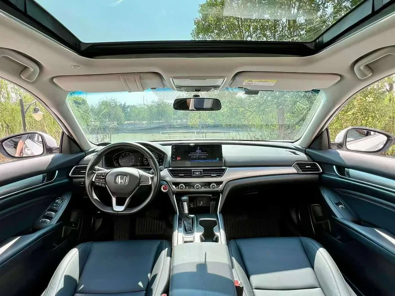 Honda Accord — фото 4