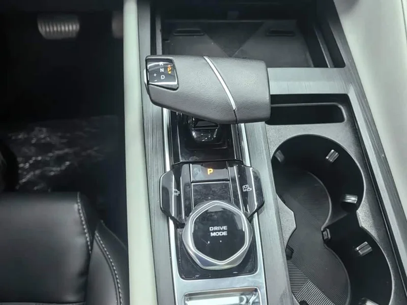 Changan CS75PLUS — фото 16