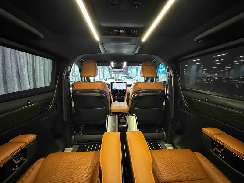 Toyota Vellfire — фото 14
