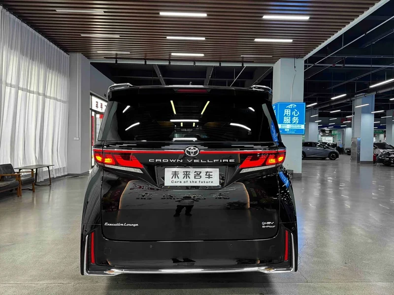 Toyota Vellfire — фото 16