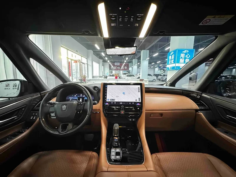 Toyota Vellfire — фото 10