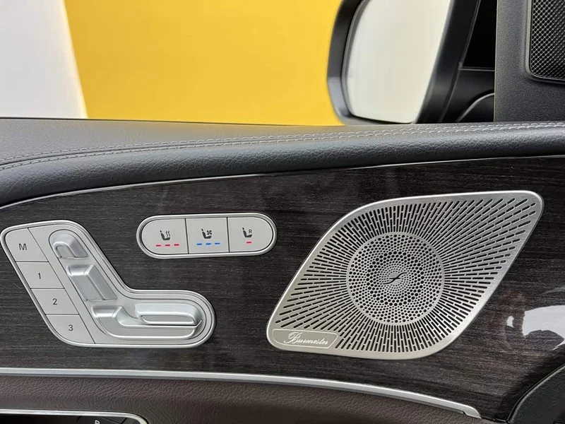 Mercedes-Benz GLS — фото 17