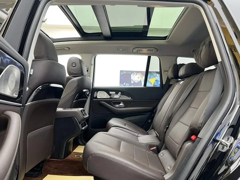 Mercedes-Benz GLS — фото 42