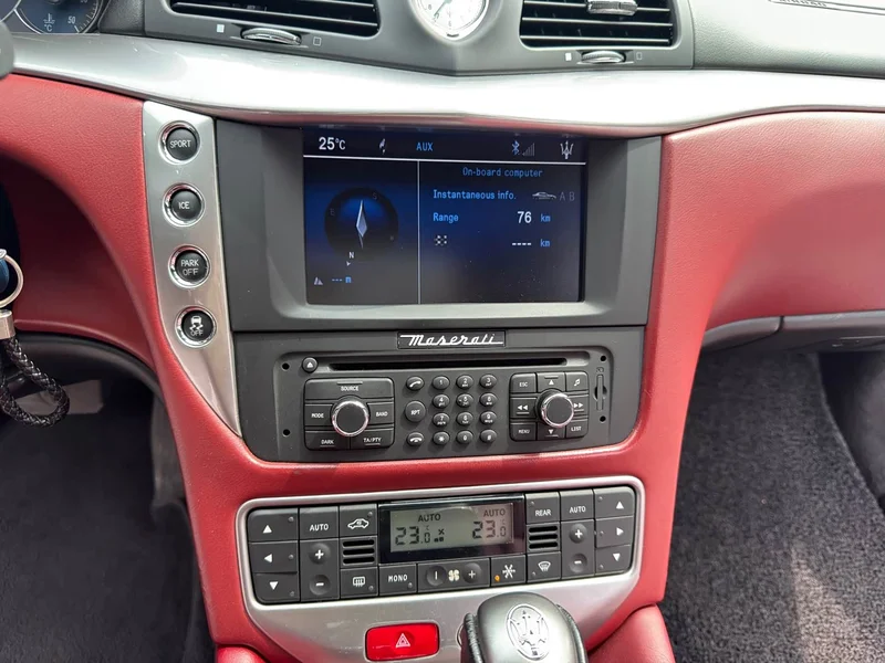 Maserati GranTurismo — фото 11