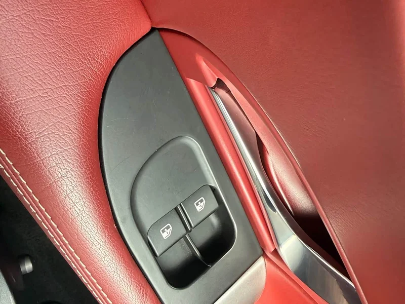 Maserati GranTurismo — фото 17