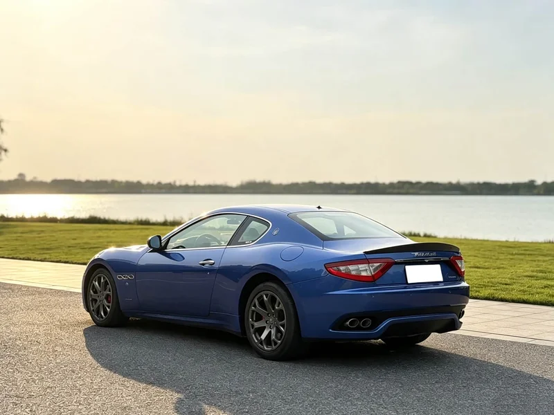 Maserati GranTurismo — фото 6