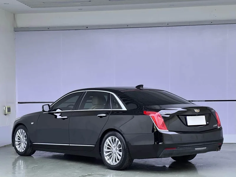 Cadillac CT6 — фото 4