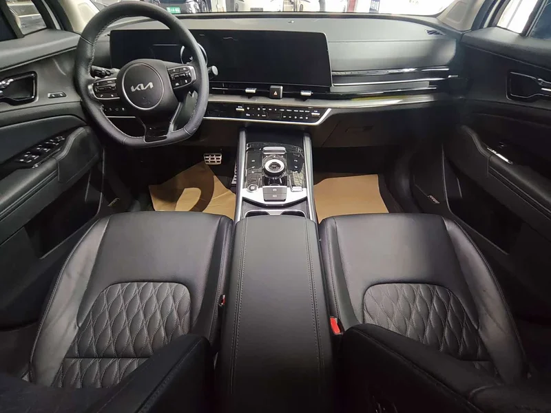 Kia Sportage — фото 8