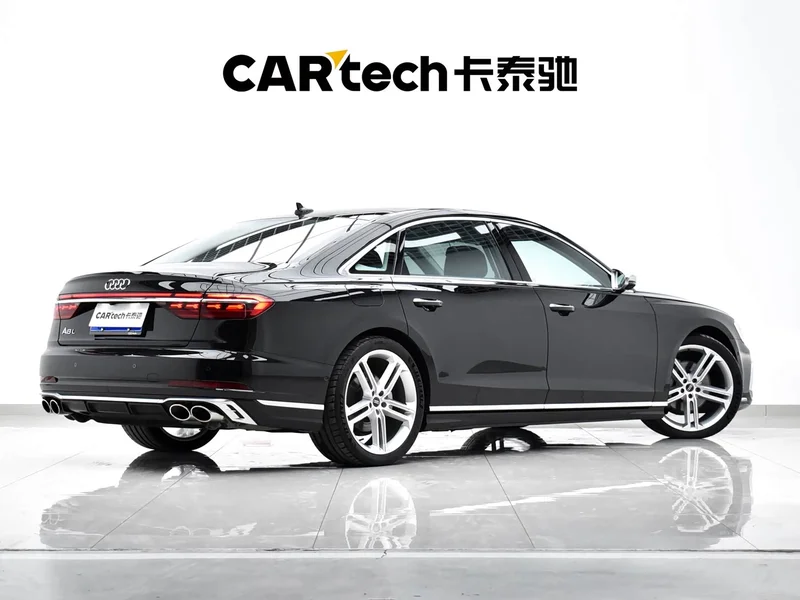 Audi A8 — фото 29