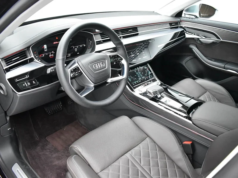 Audi A8 — фото 5