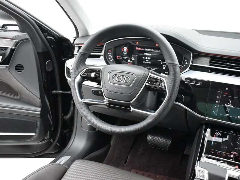 Audi A8 — фото 8