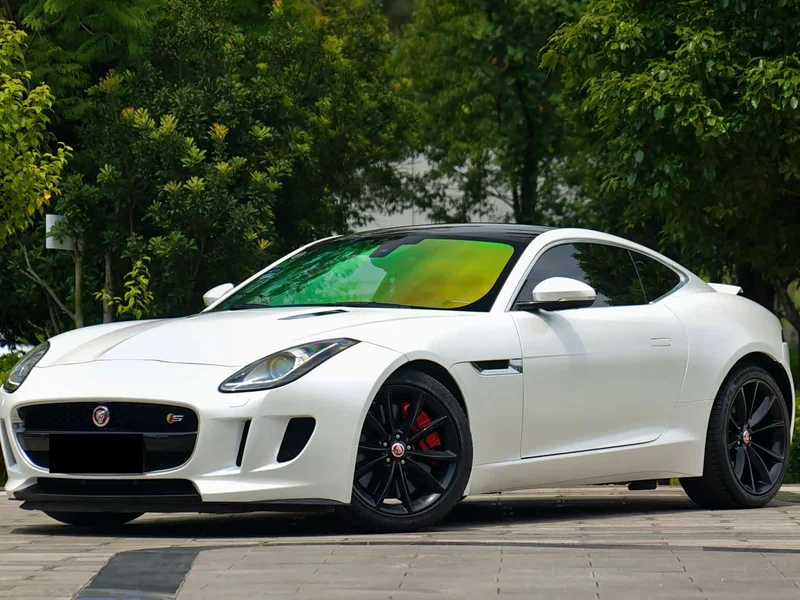 Jaguar F-TYPE — фото 1
