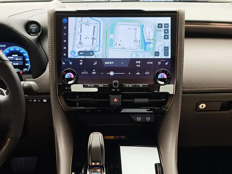 Toyota Vellfire — фото 15