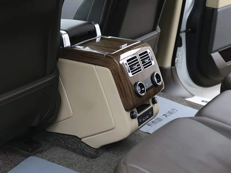 Land Rover Range Rover — фото 19
