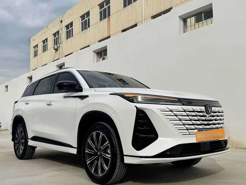 Changan CS75PLUS — фото 2