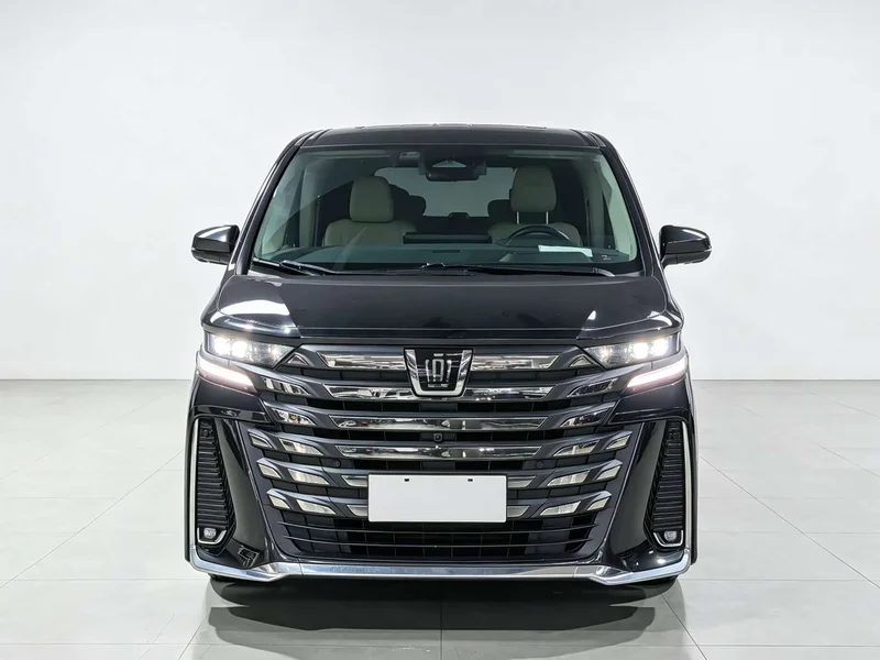 Toyota Vellfire — фото 2